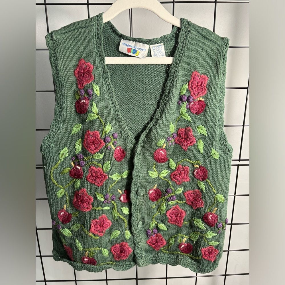 Eagle’s Eye Kids grannycore vintage woven green vest with flowers